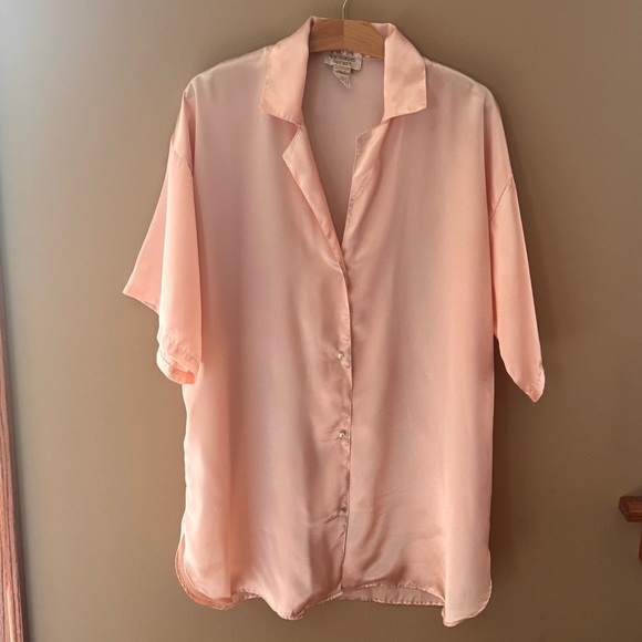 VINTAGE Gold Label Victoria's Secret Pink Short Sleeve Button Down Pajama Top - Picture 2 of 8